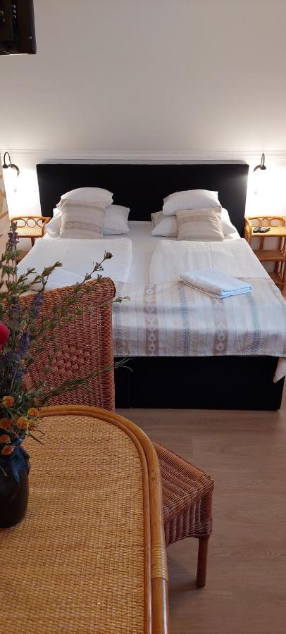 Forras Fogado Bed & Breakfast Bukkszek Ngoại thất bức ảnh