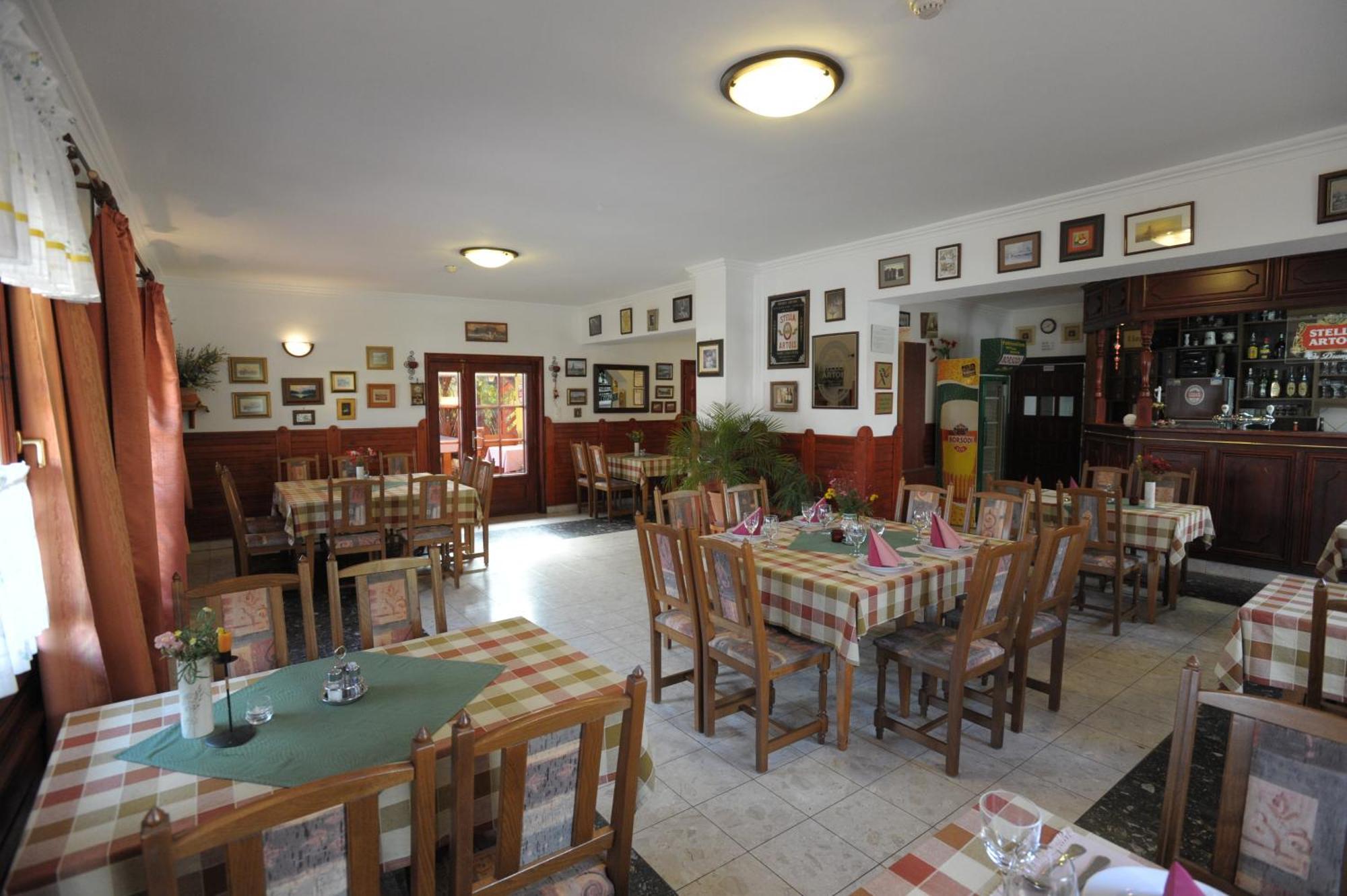 Forras Fogado Bed & Breakfast Bukkszek Ngoại thất bức ảnh