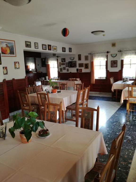 Forras Fogado Bed & Breakfast Bukkszek Ngoại thất bức ảnh